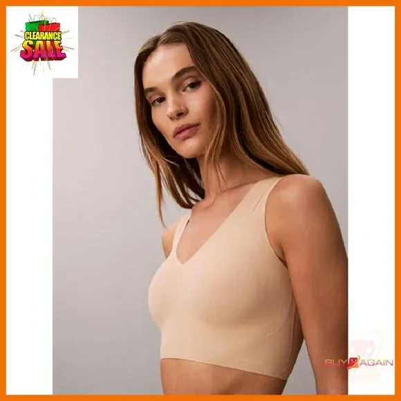 Seamless Lightly Lined Wirefree Bralette with Removable Pads - Picture 3 of 8